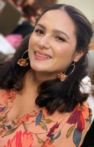 Melissa Headshot